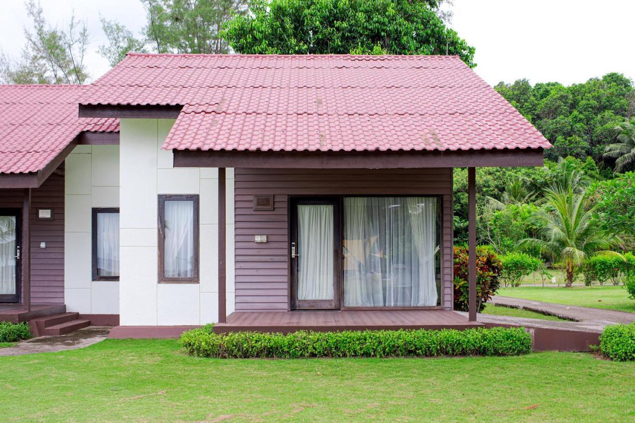 Mayang Sari Beach Resort Lagoi Exterior foto