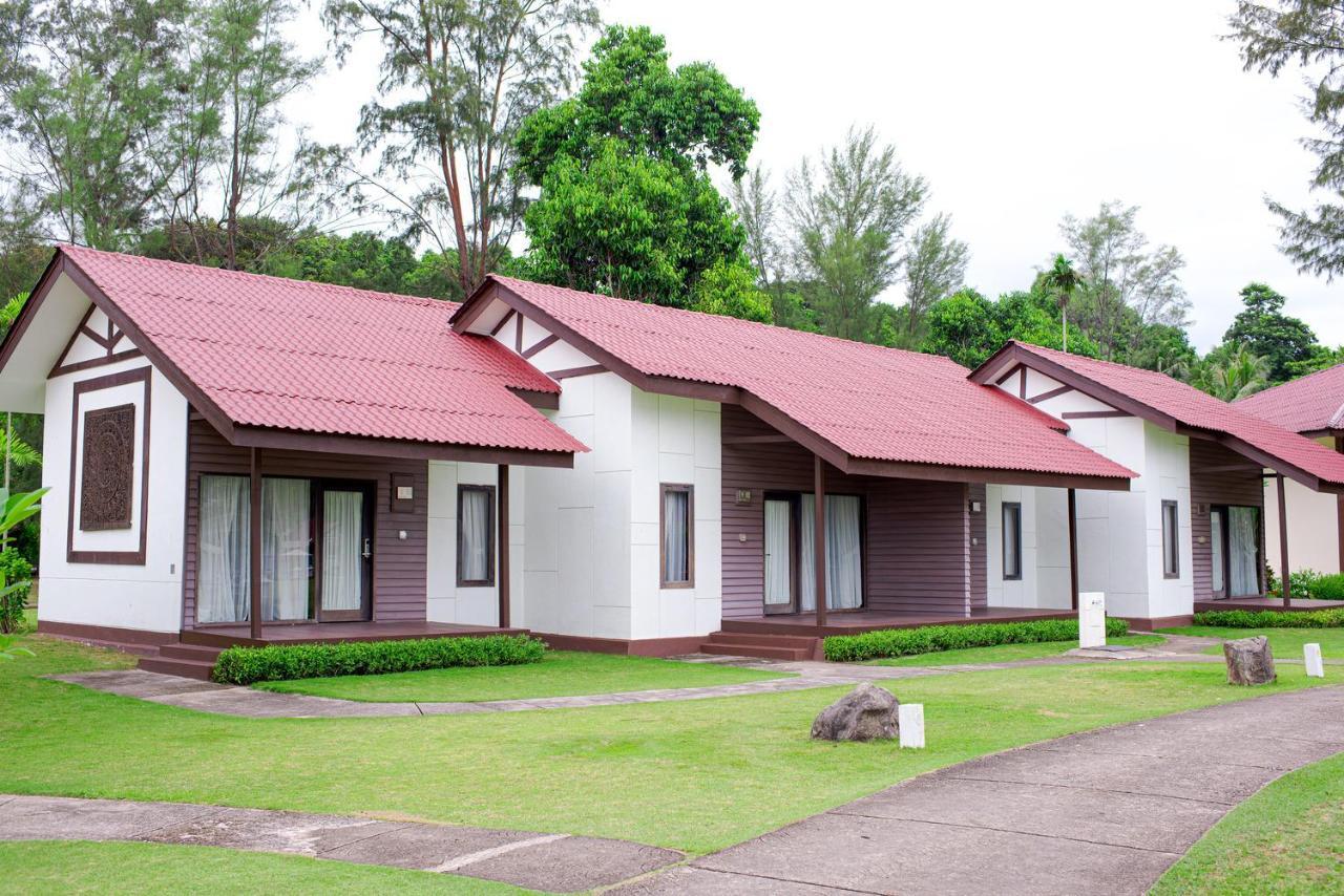 Mayang Sari Beach Resort Lagoi Exterior foto